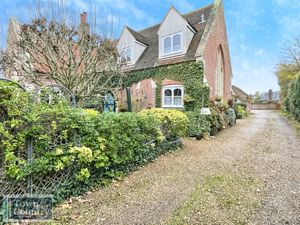 THE OLD SCHOOL HOUSE- click for photo gallery